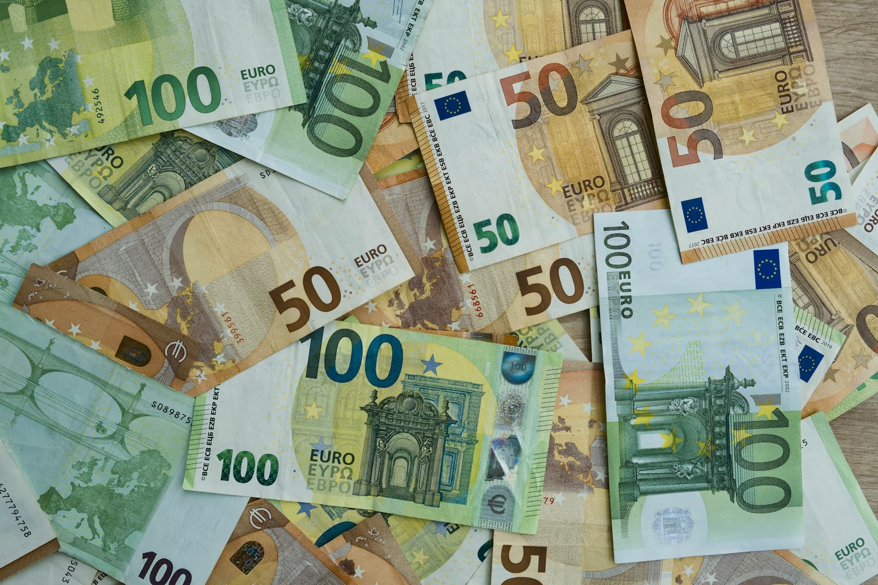 Real euro banknotes in mixed denominations